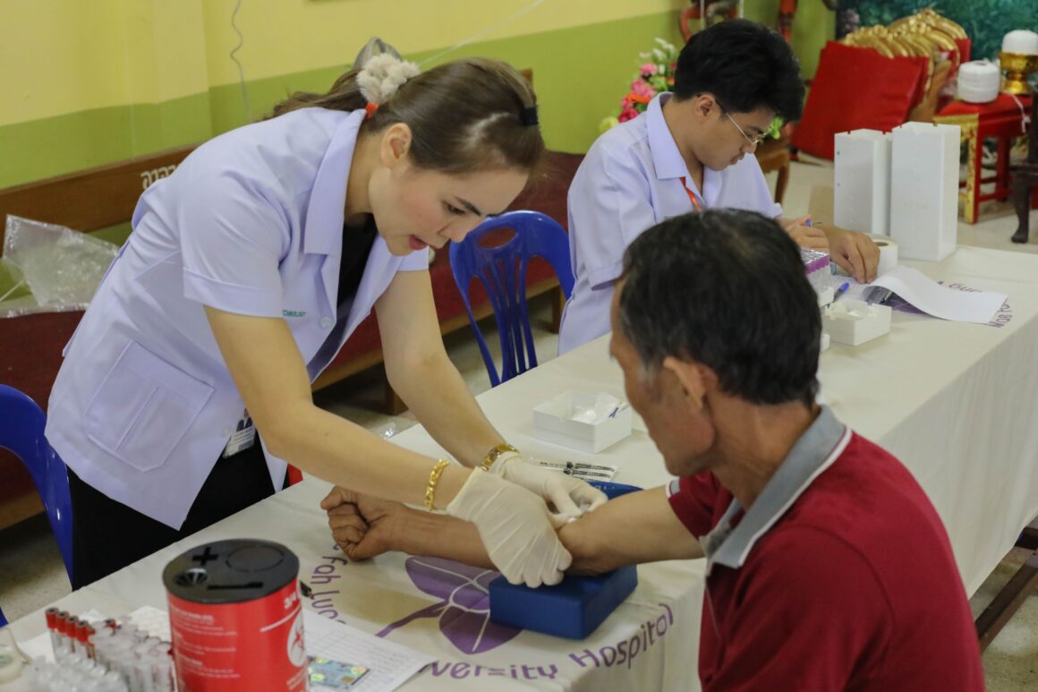 ดอยคำ ตรวจเลือดของเกษตรกร (จ.เชียงราย และจ.เชียงใหม่) ภายใต้ “โครงการสวัสดิการสุขภาพเกษตร ประจำปี 2567”