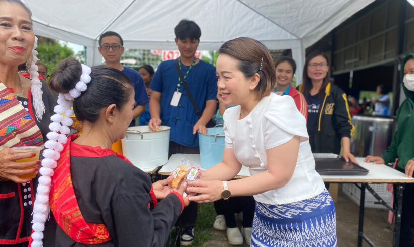 โรงงานหลวงฯ ที่ 3 (เต่างอย) จ.สกลนคร ร่วมพิธีบวงสรวงพญาเต่างอย และสนับสนุน งานประเพณีไหลเรือไฟ ประจำปี 2567